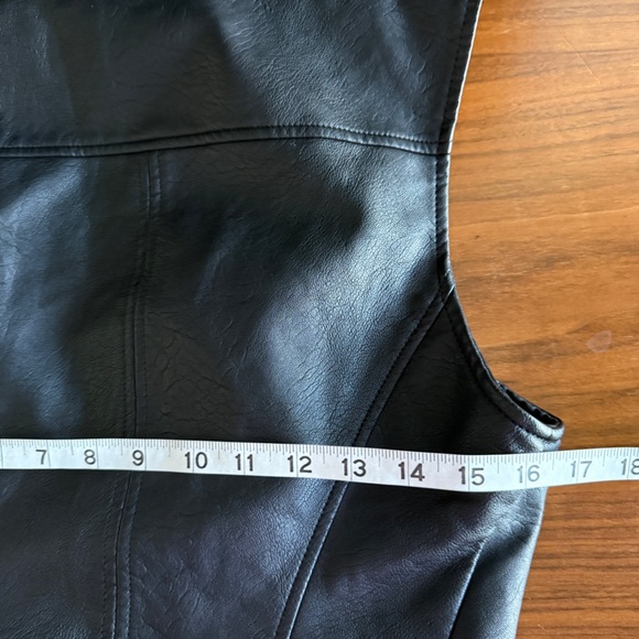Blanc Noir Faux Leather Vest Zip Pockets Black Beige Moto Small - Picture 7 of 9